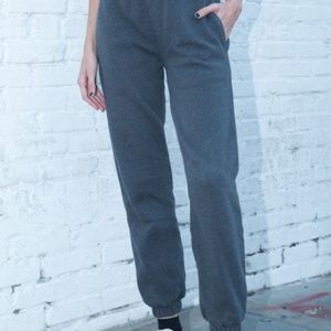 Brandy Melville Rosa Sweatpants